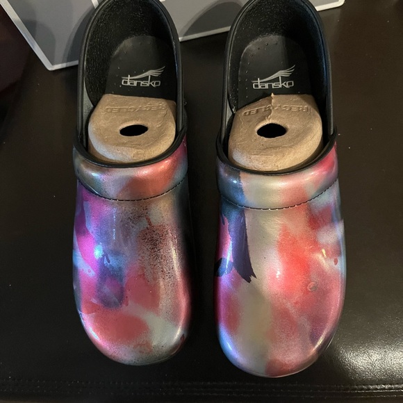 Dansko ladies size 40 - Picture 3 of 5